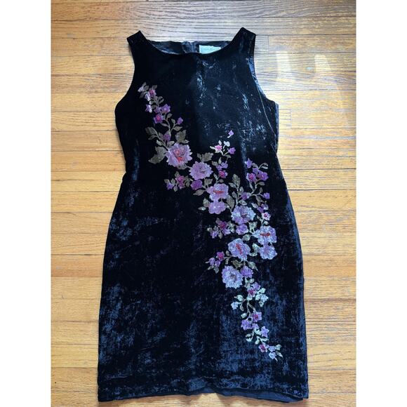 Casual Corner Dresses & Skirts - Casual Corner Dress Womens 14 Black Velvet Floral Sleeveless Beaded Vintage